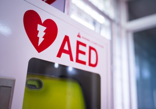 Practices urged to check defibrillator batteries after fault found